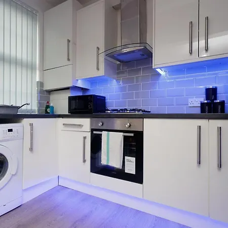 Amiri House Leeds (West Yorkshire)