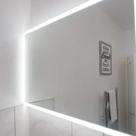 Amiri House דירה *