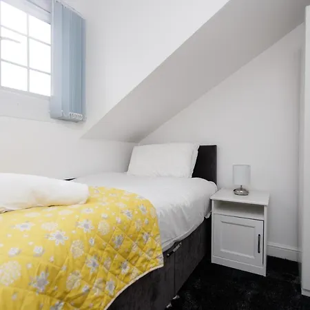 Amiri House Apartment